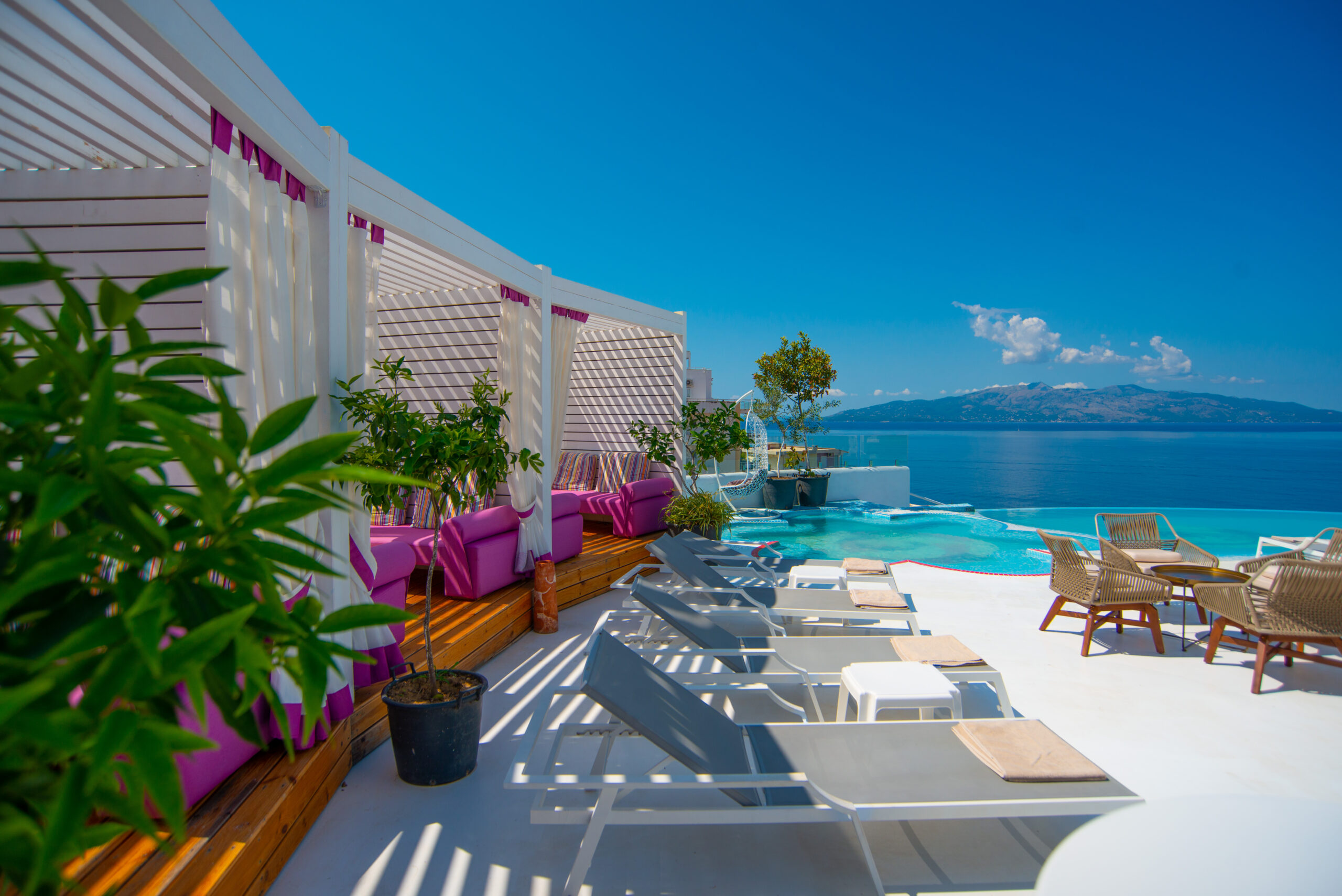 Bougainville Bay Resort & Spa, Sarandë — 4* beachfront resort with sea-water pools and spa