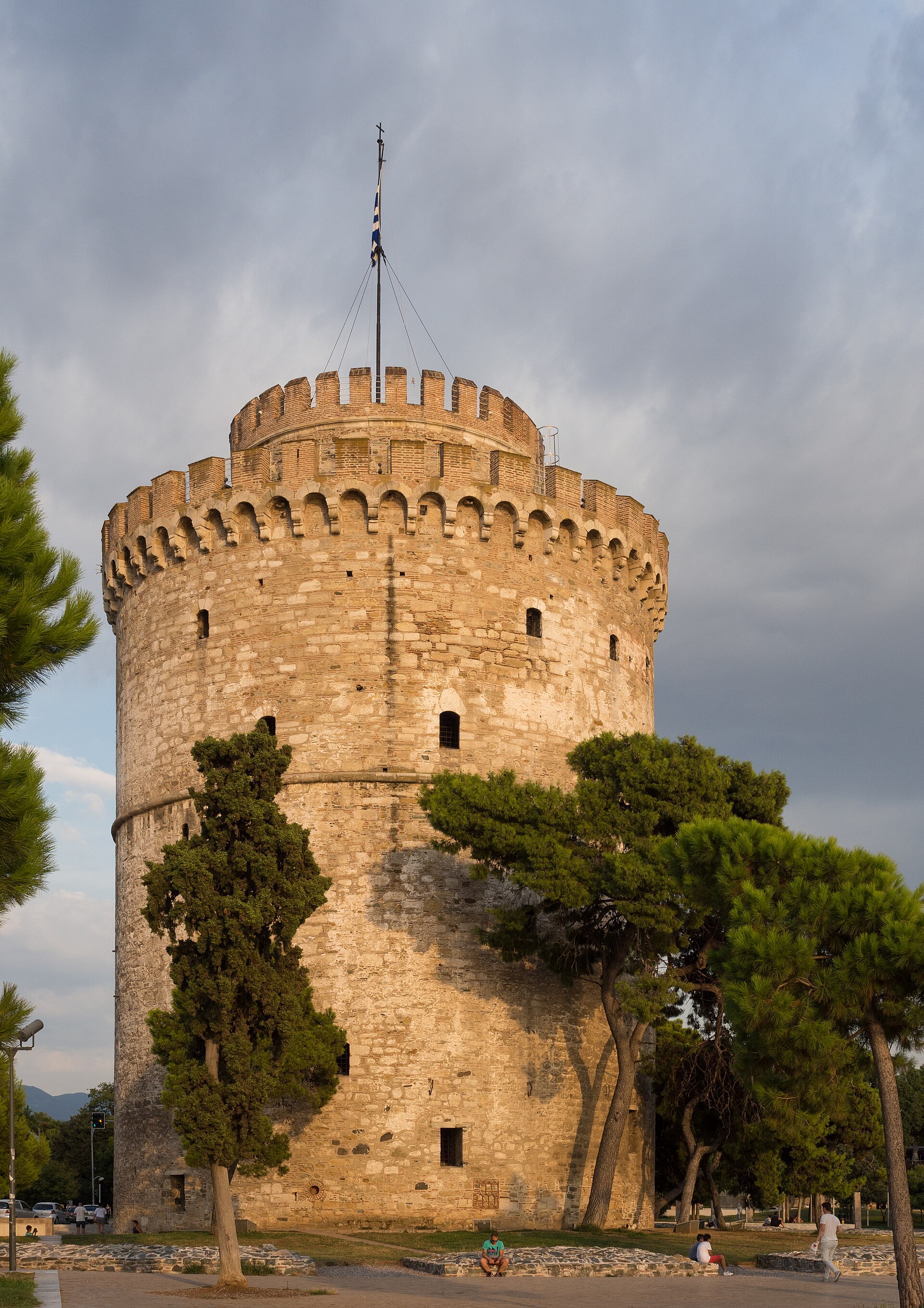 The White Tower on Thessaloniki's seafront — the finish