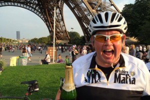 Champagne at the Eiffel Tower Ride25